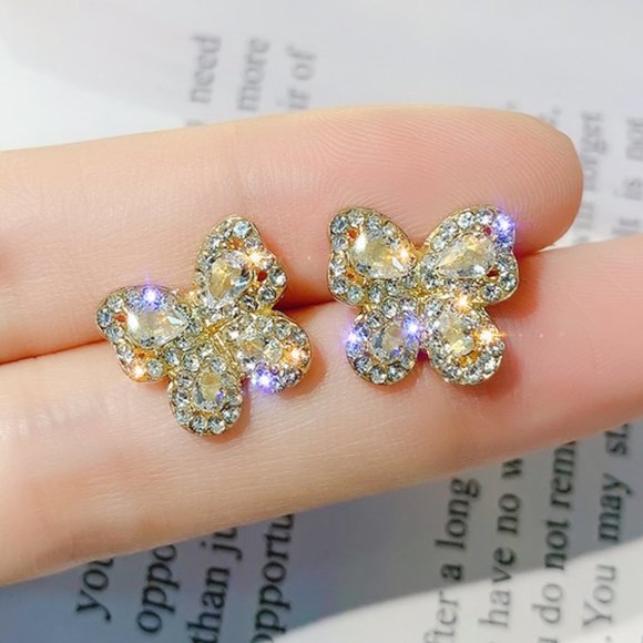 Jewelry - *NEW 18K Yellow Gold Diamond Butterfly Earrings B